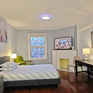 https://new-element.winnipeg-hotels.net
